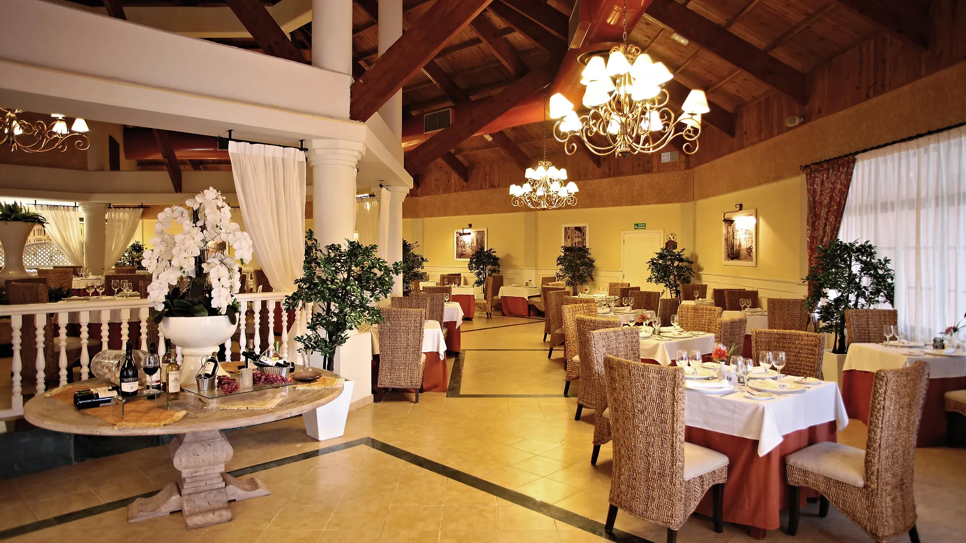 Bahia Principe Grand La Romana (Adults Only) El Soco Resort